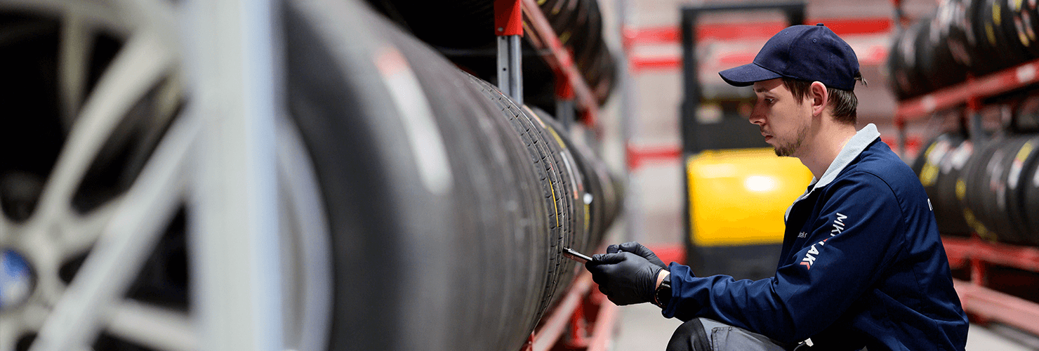 tire-hotel-desktop-image tire-hotel-desktop-image